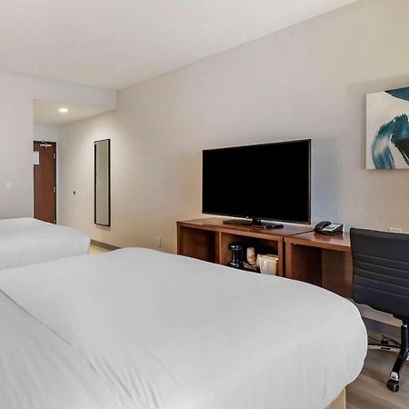 Comfort Inn & Suites Bennett Strasburg 외부 사진
